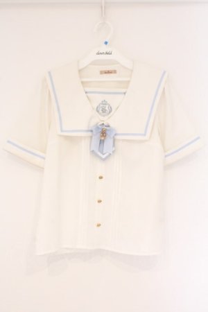 画像: Amavel / Crown Emblemスクエアセーラーブラウス F シロｘサックス O-26-04-06-002-CA-BL-YM-OS