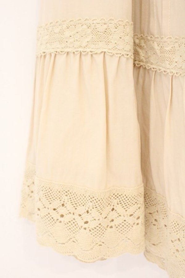 画像2: Fi.n.t / クロシェレース使いピンタックギャザースカート  アイボリー O-26-04-06-015-CA-SK-IG-OS (2)