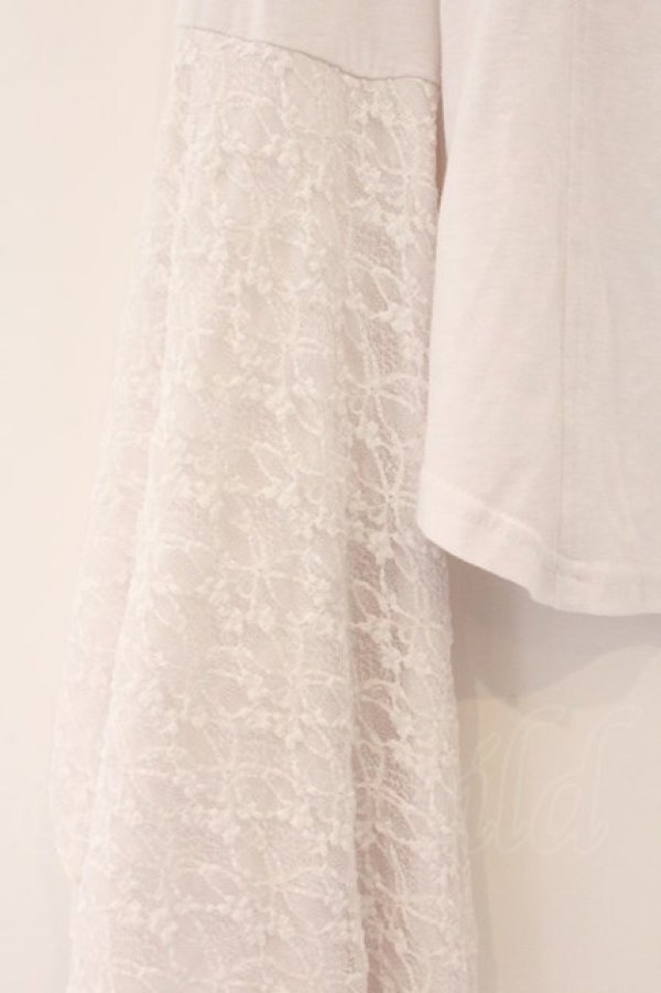 画像2: Qutie Frash / 2022-黒華-姫袖ブラウス  ホワイト O-26-04-07-038-QU-BL-OW-OS (2)