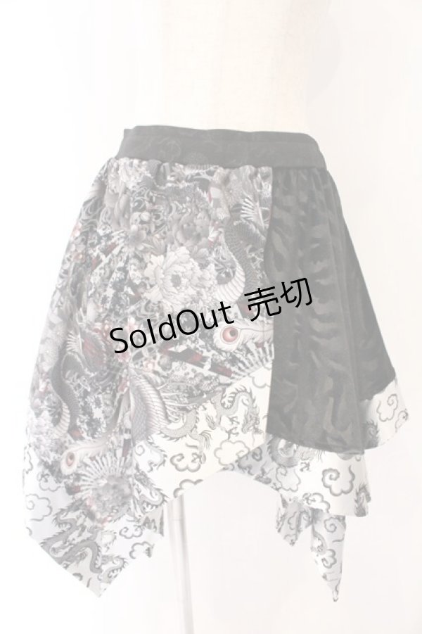 画像1: Qutie Frash / DSアシメスカート  ブラック O-26-04-07-045-QU-SK-OW-OS (1)