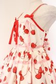 画像2: Angelic Pretty / Charming Cherryジャンパースカート  シロ O-26-04-07-069-AP-OP-OW-OS (2)