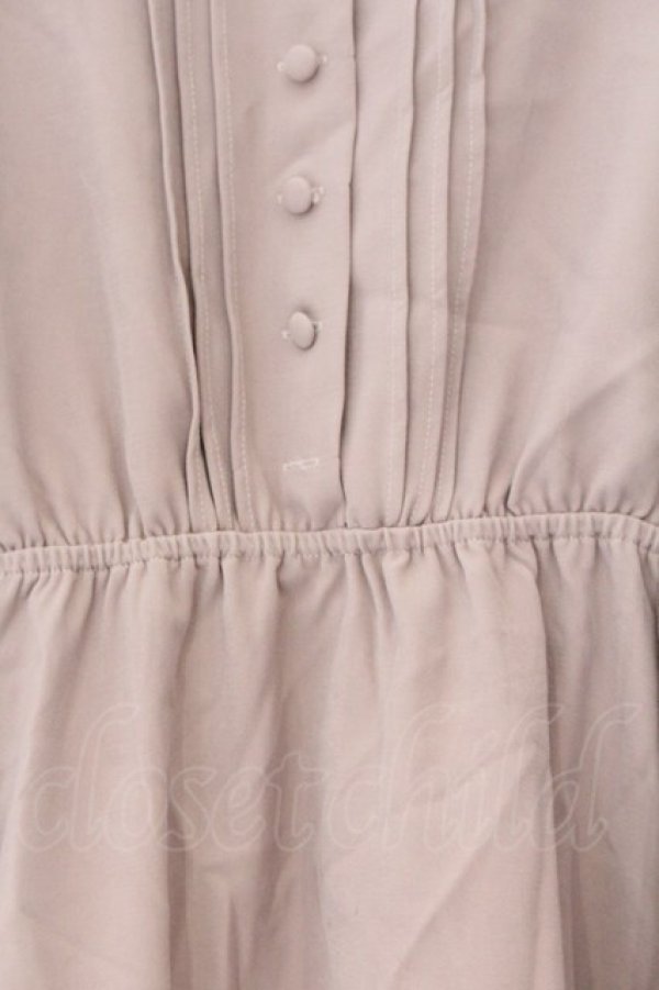 画像2: Fi.n.t / レース使い丸衿ワンピース  ピンクベージュ O-26-04-07-003-CA-OP-IG-OS (2)