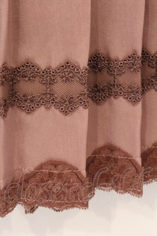 画像2: axes femme / サテンプリーツロングスカート  ピンクベージュ O-26-04-09-076-AX-SK-IG-OS (2)