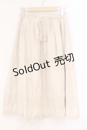 画像: axes femme / スエード刺繍ロングスカート M アイボリー O-26-04-09-078-AX-SK-IG-OS