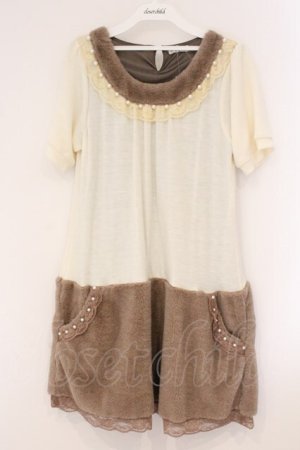 画像: axes femme / ファー切替えパール付きチュニ M 生成り O-26-04-09-082-AX-OP-IG-OS