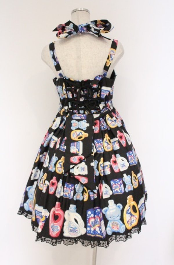 画像4: Angelic Pretty / Sunny Smile Laundryジャンパースカート  クロ O-26-04-10-059-AP-OP-OW-OS (4)