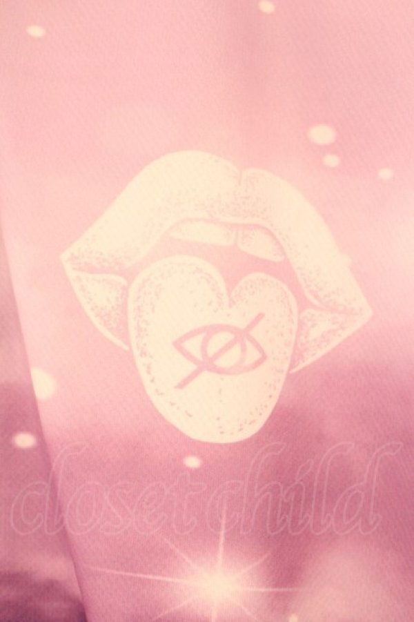 画像2: KRY CLOTHING / 「SKY」テロテロ半袖HOODIE  パープル O-26-04-11-102-EL-TO-IG-OS (2)