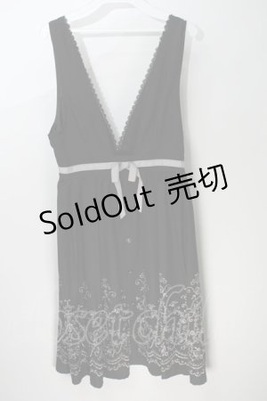 画像: axes femme POETIQUE /  裾刺繍ジャンパースカート  黒 S-24-04-27-063-AX-OP-AS-ZS