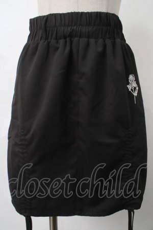 画像: NieR Clothing / ロゴ刺繍スカート  黒 S-24-04-29-100-PU-SK-AS-ZY