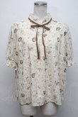 画像1: axes femme POETIQUE / ディズニーバンビ/ブラウス  ベージュ S-24-09-05-035-AX-BL-AS-ZI (1)
