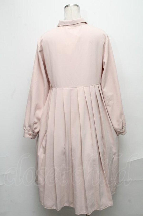 画像2: NieR Clothing / プリーツ切り替えトレンチワンピース  ピンクベージュ S-24-12-15-069-PU-OP-HR-ZT364 (2)