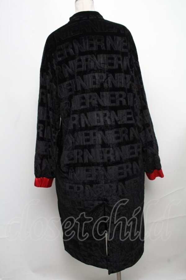 画像2: NieR Clothing / チャイナボタンベロアロングワンピース  赤ｘ黒 S-24-12-24-047-PU-JA-HR-ZT188 (2)
