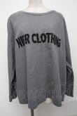 画像1: NieR Clothing / ロゴ刺繍トップス  グレー S-25-01-05-025-PU-TO-AS-ZT139 (1)