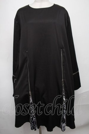 画像: NieR Clothing / ZIPワンピース  黒 S-25-01-05-037-PU-OP-AS-ZT190