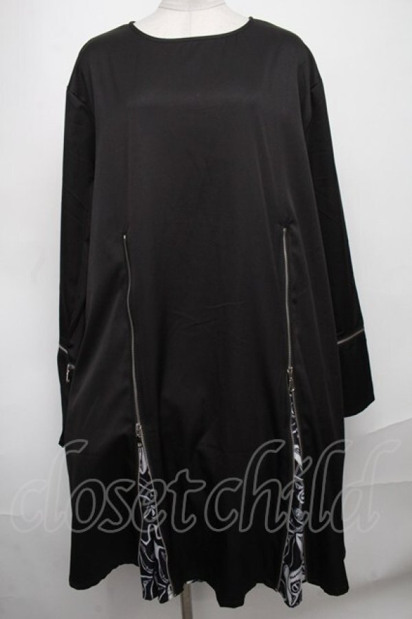 画像1: NieR Clothing / ZIPワンピース  黒 S-25-01-05-037-PU-OP-AS-ZT190 (1)