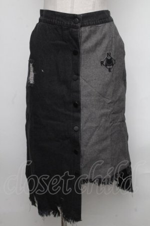 画像: NieR Clothing / アシメデニムスカート  グレー S-25-01-22-1092-PU-SK-AS-ZS