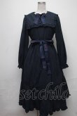 画像1: Maison de FLEUR / SnowWhiteワンピース  紺 S-25-01-25-052-LO-OP-HR-ZT438 (1)