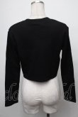 画像2: NieR Clothing / 首元刺繍ショートトップス  黒 S-25-01-25-025-PU-TO-HR-ZS (2)