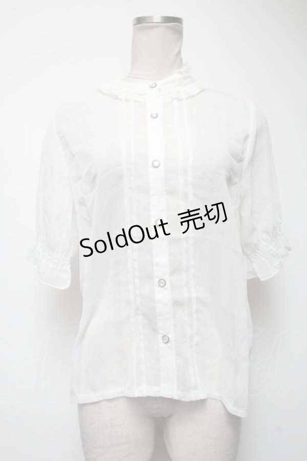 画像1: axes femme / カメオ×ジャボブローチ付ブラウス  白 S-25-02-27-033-AX-BL-HR-ZS (1)
