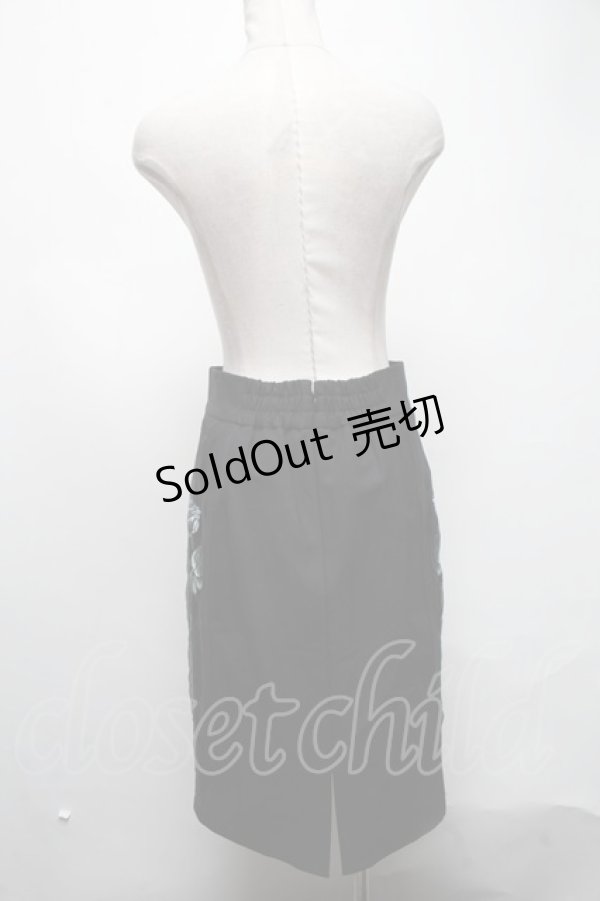 画像2: CuLLt / バラ刺繍タイトスカート  黒 S-25-03-02-075-PU-ZA-HR-ZS (2)