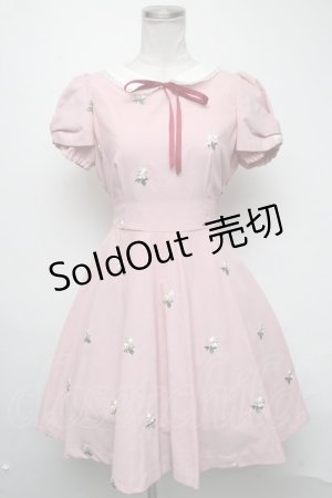 画像: Secret Honey / マーガレット刺繍ワンピース  赤 S-25-03-06-050-CA-OP-AS-ZS