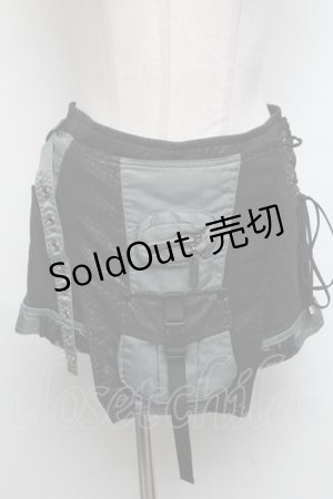 画像: Qutie Frash / フラップ付きショートパンツ  黒ｘカーキ S-25-03-06-084-QU-PA-AS-ZS