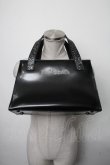 画像1: Jean Paul GAULTIER / ロゴ型押しハンドバッグ  黒 S-25-03-09-016-GO-BG-AS-ZS (1)