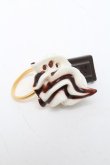画像1: Q-pot. / フレッシュクリームウィズチョコレートソース　リング  ブラウン S-25-03-10-1005-QP-AC-HR-ZS (1)