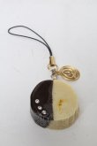画像1: Q-pot. / バナナチョコストラップ   S-25-03-10-011-QP-AC-AS-ZS (1)