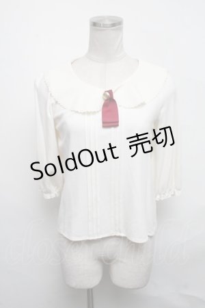 画像: Amavel / ブローチ付きプルオーバー  オフ S-25-03-11-030-CA-BL-HR-ZS