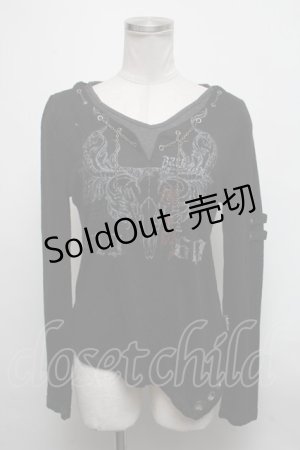 画像: Ozz Croce / プリントｘ刺繍チェーン付ニットソー  黒 S-25-03-11-036-OO-TO-HR-ZS