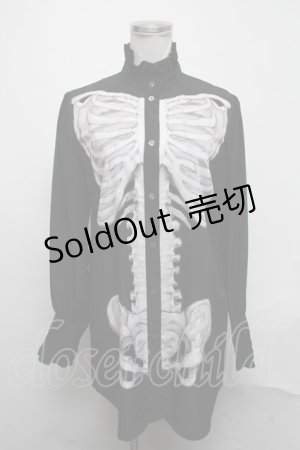 画像: Royal Princess Alice / Dark Alice Tea Party・まくらくらまコラボブラウス  黒 S-25-03-11-040-LO-BL-AS-ZS