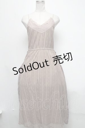 画像: axes femme / サイドシフォンレーシーキャミワンピース  ブラウン S-25-03-15-083-AX-OP-HR-ZS