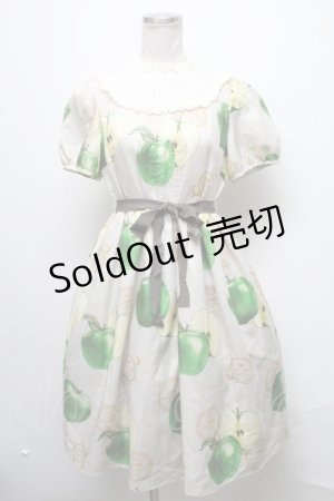 画像: Emily Temple cute / Apple Stampワンピース  ベージュｘグリーン S-25-03-17-058-ET-OP-AS-ZS