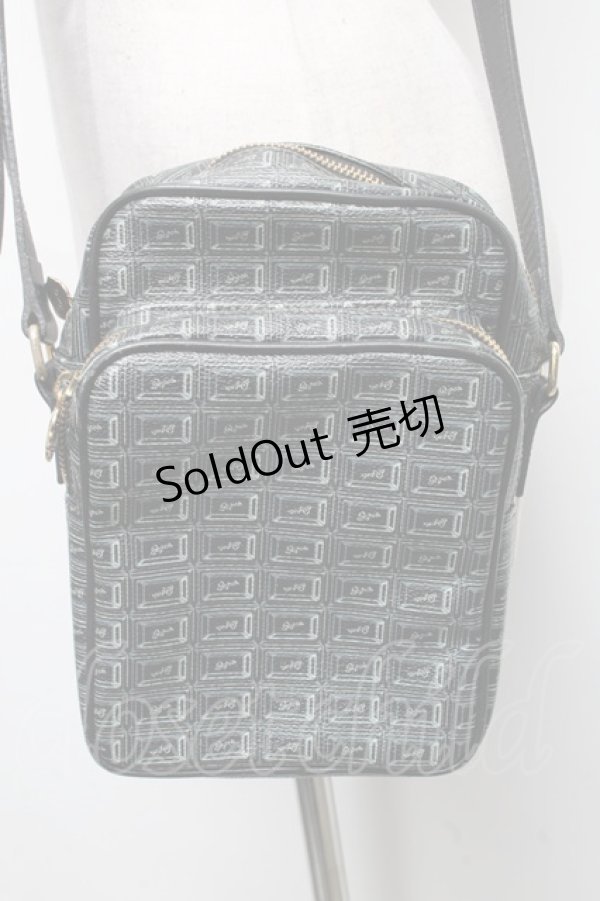 画像1: Q-pot. / チョコレートショルダーバッグ  黒 S-25-03-23-032-QP-BG-AS-ZS (1)