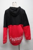 画像2: NieR Clothing / 肩ZIPデザインパーカー  黒ｘ赤 S-25-03-25-038-PU-TO-HR-ZY (2)