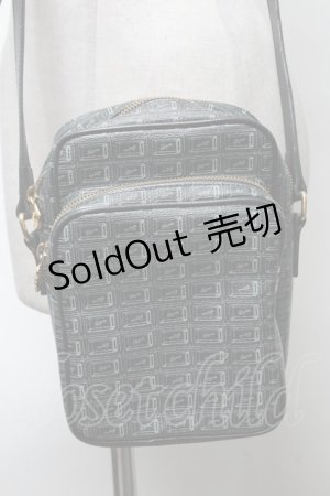 画像: Q-pot. / チョコレートショルダーバッグ  黒 S-25-03-25-009-QP-BG-AS-ZS