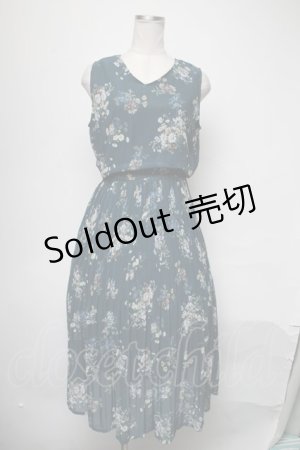 画像: axes femme / 花柄プリーツノースリワンピース  グリーン S-25-03-28-061-AX-OP-AS-ZS