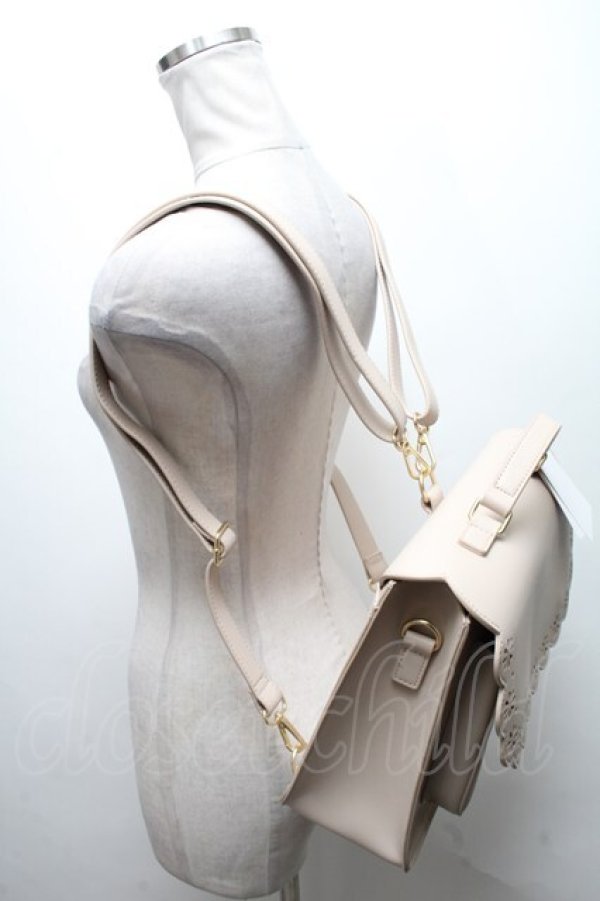 画像3: m petit by misako / スカラップ被せの3WAYバッグ  ベージュ S-25-04-07-006-LO-BG-HR-ZT-K010 (3)