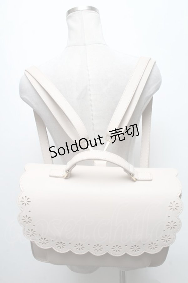 画像2: m petit by misako / スカラップ被せの3WAYバッグ  ベージュ S-25-04-07-013-LO-BG-AS-ZT-K018 (2)