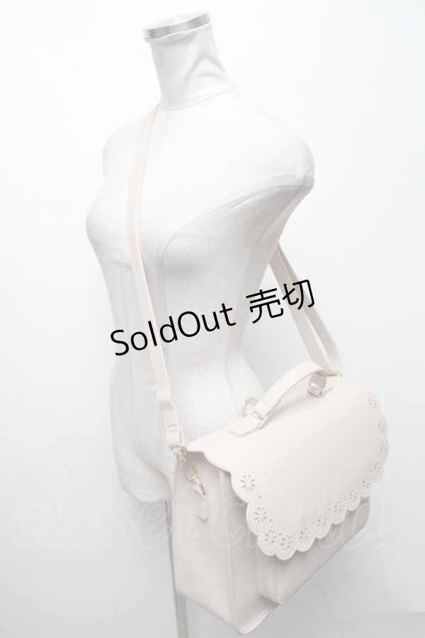 画像4: m petit by misako / スカラップ被せの3WAYバッグ  ベージュ S-25-04-07-013-LO-BG-AS-ZT-K018 (4)