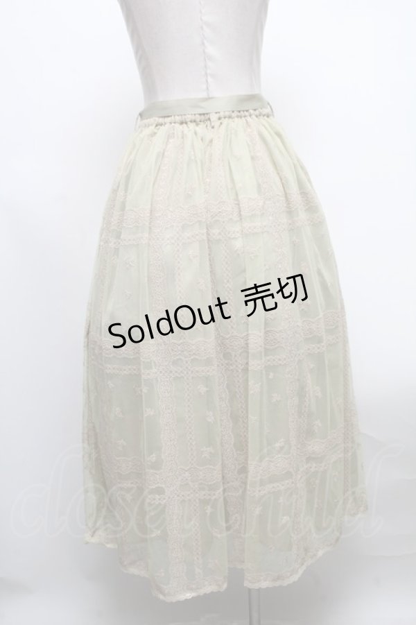 画像2: axes femme / レース×小花刺繍刺繍チュールスカート  グリーン S-25-04-12-092-AX-SK-HR-ZS (2)
