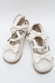 画像1: metamorphose / トリプルリボンクロスストラップシューズ  オフ S-25-04-12-009-ME-SH-AS-ZS (1)
