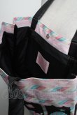 画像4: Angelic Pretty / Sugary Carnival柄ビッグトートバッグ  黒 S-25-04-17-022-AP-ZA-AS-ZS (4)