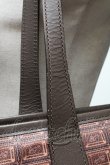 画像6: Q-pot. / ビターチョコレートジップトートバッグ  ブラウン S-25-04-23-015-QP-BG-AS-ZS (6)