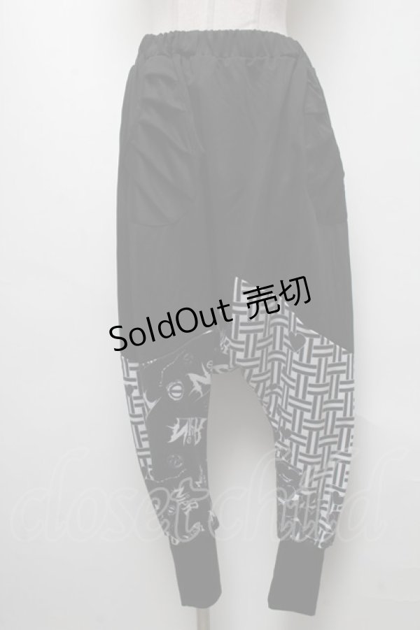画像1: NieR Clothing / 転写プリントサルエルパンツ  黒 S-25-04-25-059-PU-PA-HR-ZS (1)