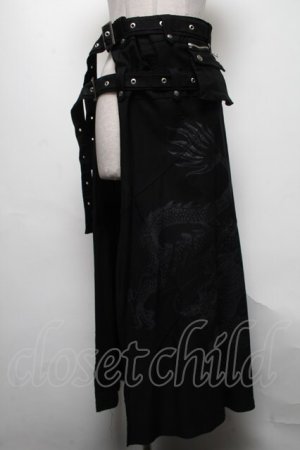画像: Ozz On / 龍プリントレイヤードベルトスカート  黒 S-25-04-25-069-OO-SK-HR-ZS