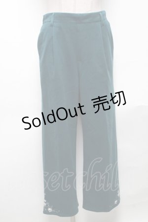 画像: axes femme / 裾刺繍ストレートカットパンツ  グリーン S-25-05-03-060-AX-PA-HR-ZS