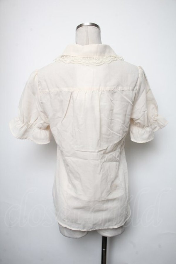 画像2: axes femme POETIQUE / お花モチーフ襟ブラウス  ベージュ S-25-05-05-018-AX-BL-HR-ZS (2)