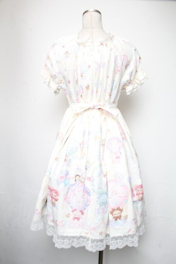 画像2: BABY,THE STARS SHINE BRIGHT / くみゃちゃんのふわふわお空でTea Partyワンピース  オフ S-25-05-05-042-BA-OP-AS-ZS (2)